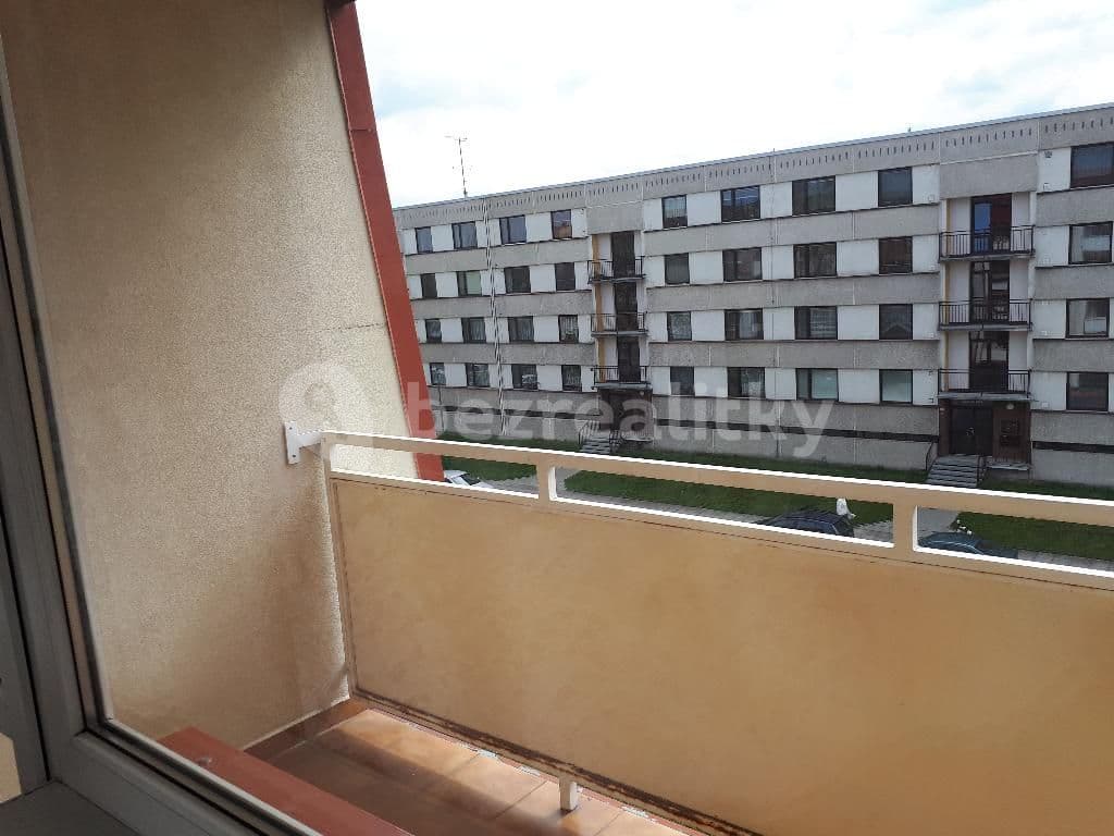 Prenájom bytu 1-izbový 36 m², Družstevní, Chlumec nad Cidlinou, Královéhradecký kraj Prenájom bytu 1-izbový 36 m², Družstevní, Chlumec nad Cidlinou, Královéhradecký kraj