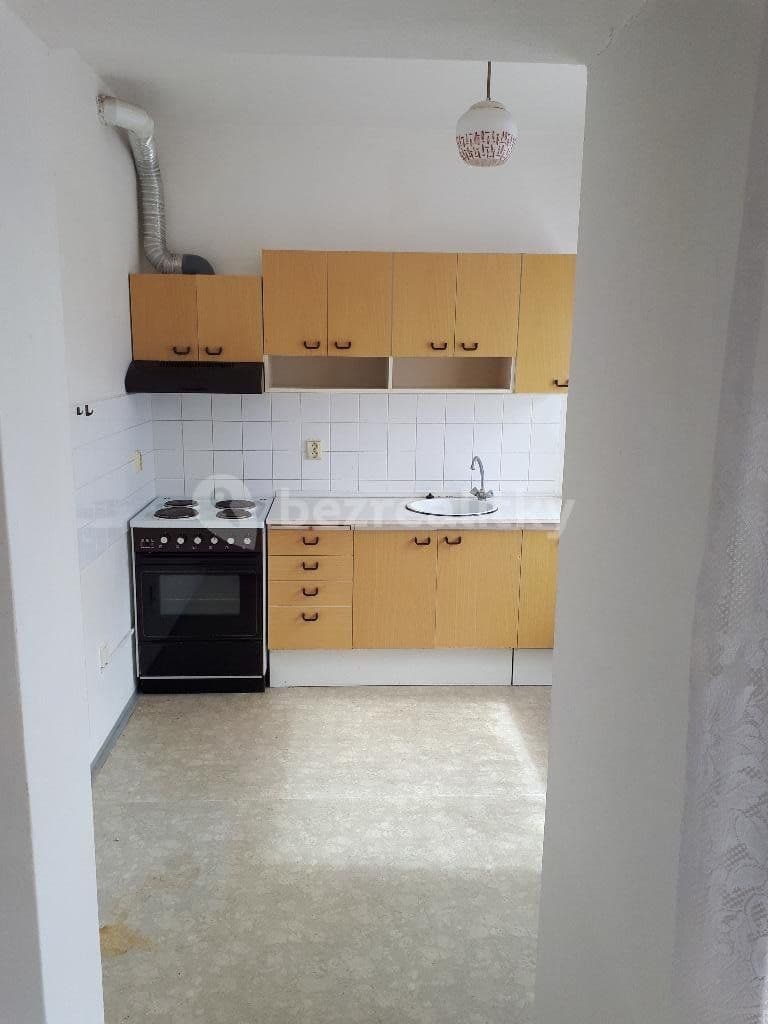 Prenájom bytu 1-izbový 36 m², Družstevní, Chlumec nad Cidlinou, Královéhradecký kraj Prenájom bytu 1-izbový 36 m², Družstevní, Chlumec nad Cidlinou, Královéhradecký kraj