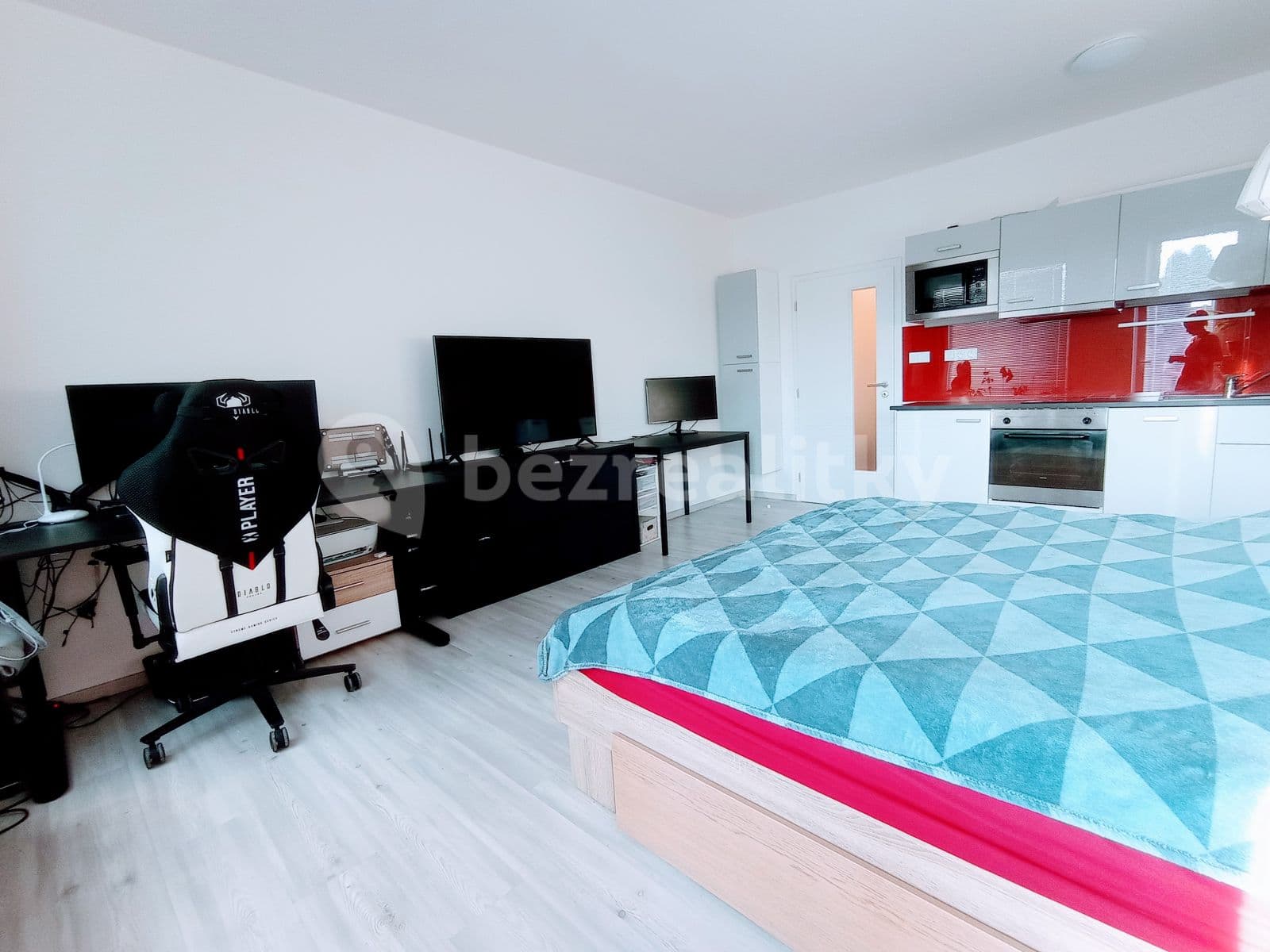 Prenájom bytu 1-izbový 41 m², U Červeného mlýna, Brno, Jihomoravský kraj Prenájom bytu 1-izbový 41 m², U Červeného mlýna, Brno, Jihomoravský kraj