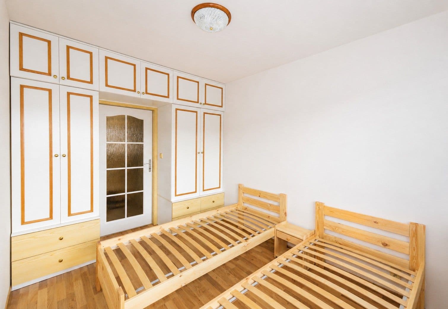Prenájom bytu 2-izbový 40 m², Molákova, Praha, Praha Prenájom bytu 2-izbový 40 m², Molákova, Praha, Praha