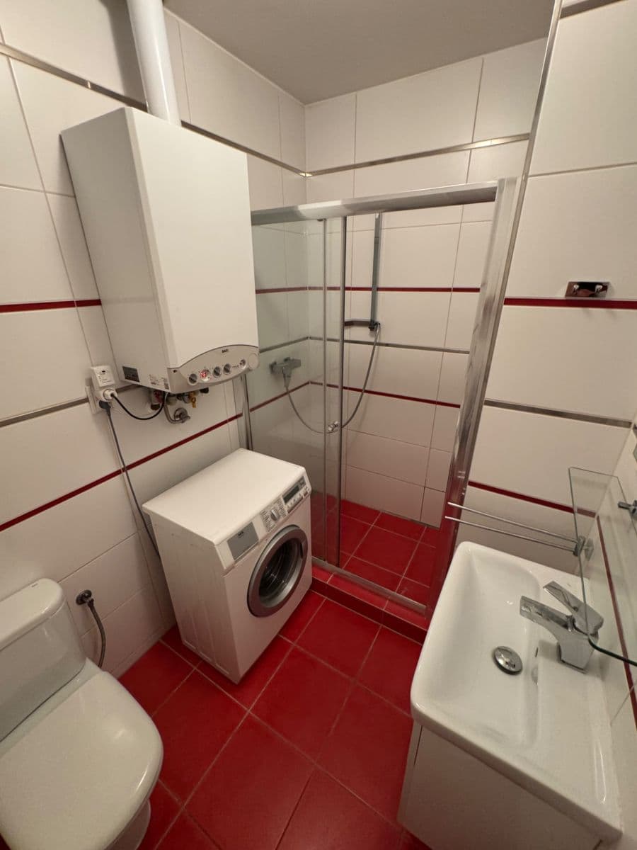 Prenájom bytu 1-izbový 39 m², Anenská, Brno, Jihomoravský kraj Prenájom bytu 1-izbový 39 m², Anenská, Brno, Jihomoravský kraj