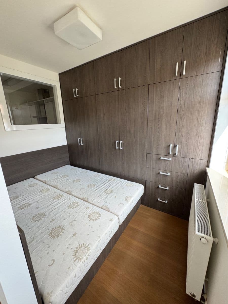 Prenájom bytu 1-izbový 39 m², Anenská, Brno, Jihomoravský kraj Prenájom bytu 1-izbový 39 m², Anenská, Brno, Jihomoravský kraj