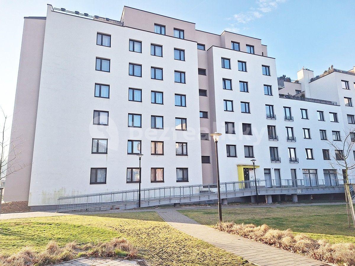 Prenájom bytu 1-izbový 34 m², Soukalova, Praha, Praha