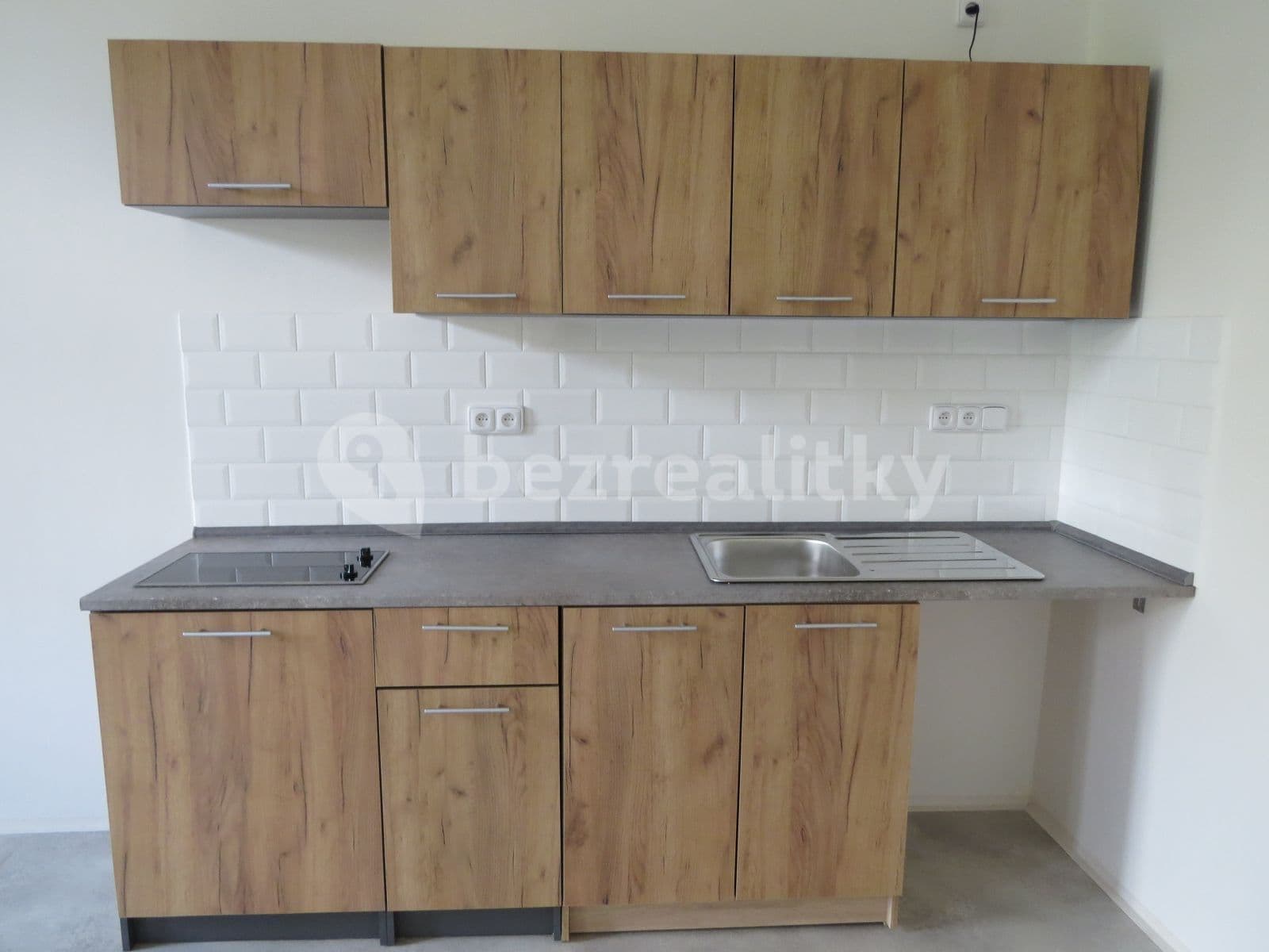 Prenájom bytu Garsoniéra 28 m², Lublaňská, Praha, Praha Prenájom bytu Garsoniéra 28 m², Lublaňská, Praha, Praha