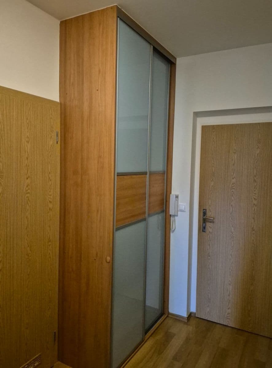 Prenájom bytu 2-izbový 52 m², Václava Trojana, Praha, Praha Prenájom bytu 2-izbový 52 m², Václava Trojana, Praha, Praha