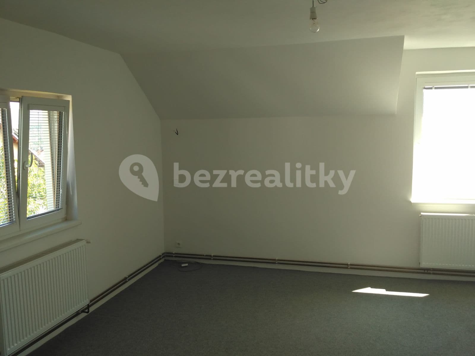 Prenájom bytu 1-izbový 43 m², Odboje, Děčín, Ústecký kraj Prenájom bytu 1-izbový 43 m², Odboje, Děčín, Ústecký kraj