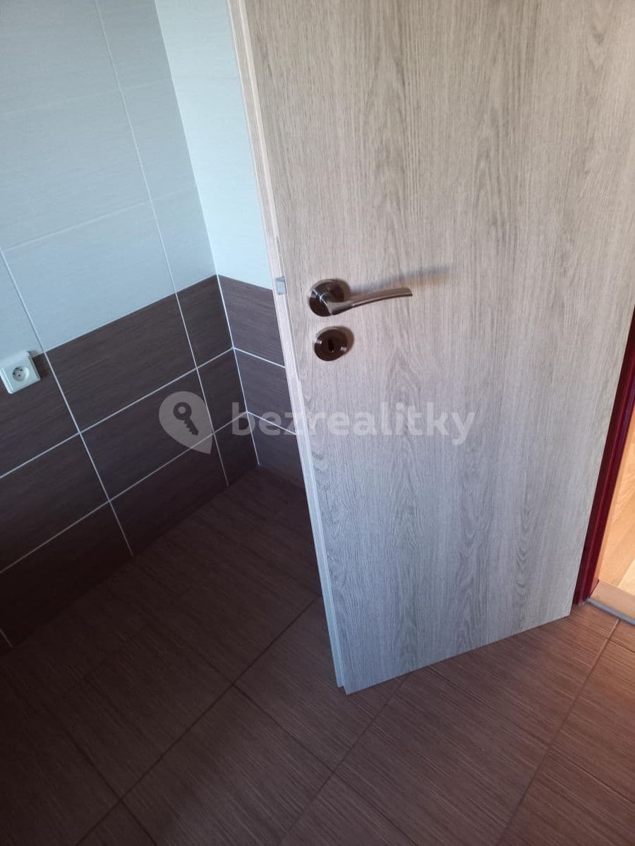 Prenájom bytu 1-izbový 43 m², Odboje, Děčín, Ústecký kraj Prenájom bytu 1-izbový 43 m², Odboje, Děčín, Ústecký kraj