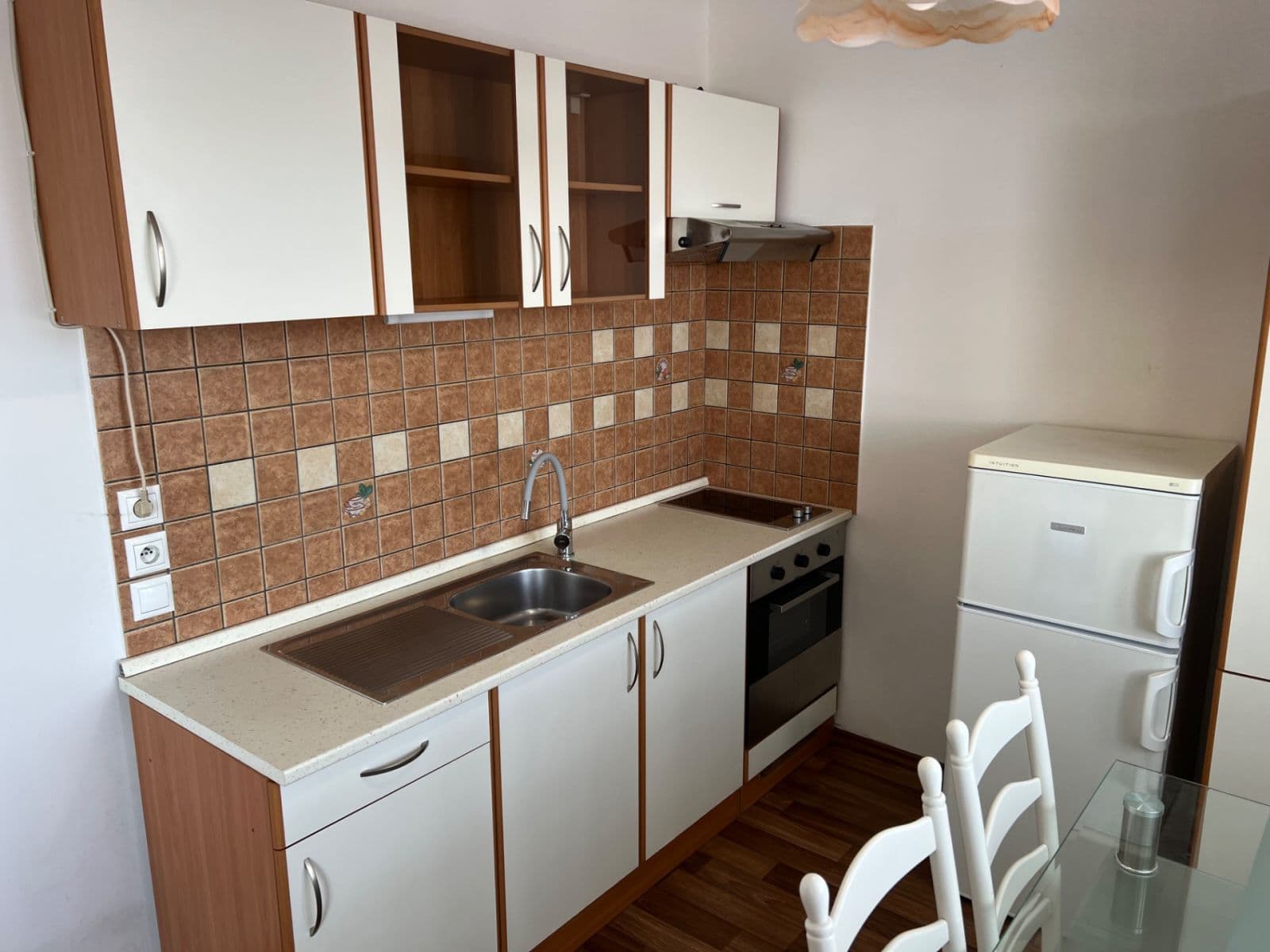 Prenájom bytu 1-izbový 34 m², Tkalcovská, Brno, Jihomoravský kraj Prenájom bytu 1-izbový 34 m², Tkalcovská, Brno, Jihomoravský kraj
