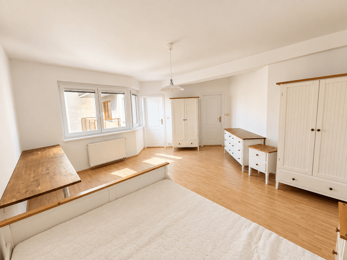 Prenájom bytu 4-izbový 124 m², Ve Střešovičkách, Praha, Praha Prenájom bytu 4-izbový 124 m², Ve Střešovičkách, Praha, Praha