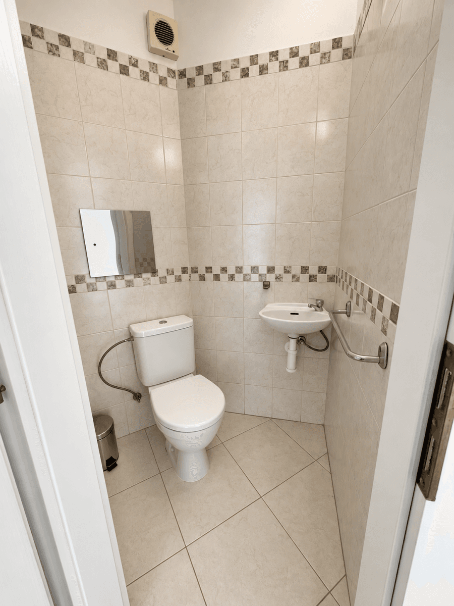 Prenájom bytu 4-izbový 124 m², Ve Střešovičkách, Praha, Praha Prenájom bytu 4-izbový 124 m², Ve Střešovičkách, Praha, Praha