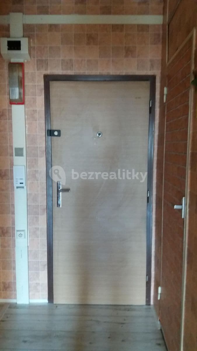 Prenájom bytu 1-izbový 33 m², náměstí Přátelství, Tábor, Jihočeský kraj Prenájom bytu 1-izbový 33 m², náměstí Přátelství, Tábor, Jihočeský kraj