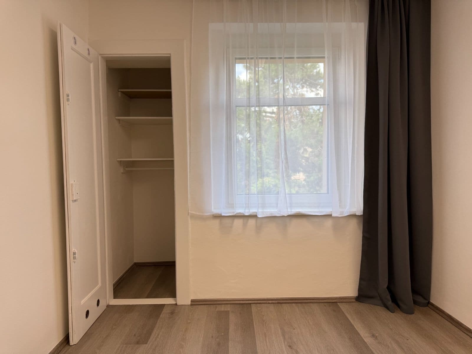 Prenájom bytu 3-izbový 85 m², Malínská, Praha, Praha Prenájom bytu 3-izbový 85 m², Malínská, Praha, Praha