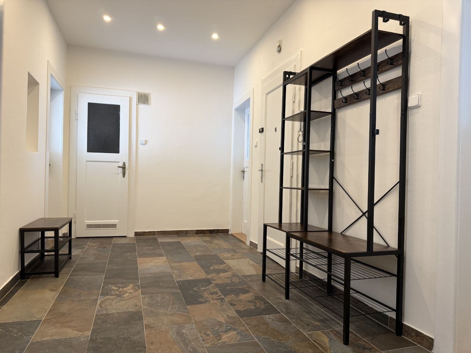 Prenájom bytu 3-izbový 85 m², Malínská, Praha, Praha Prenájom bytu 3-izbový 85 m², Malínská, Praha, Praha
