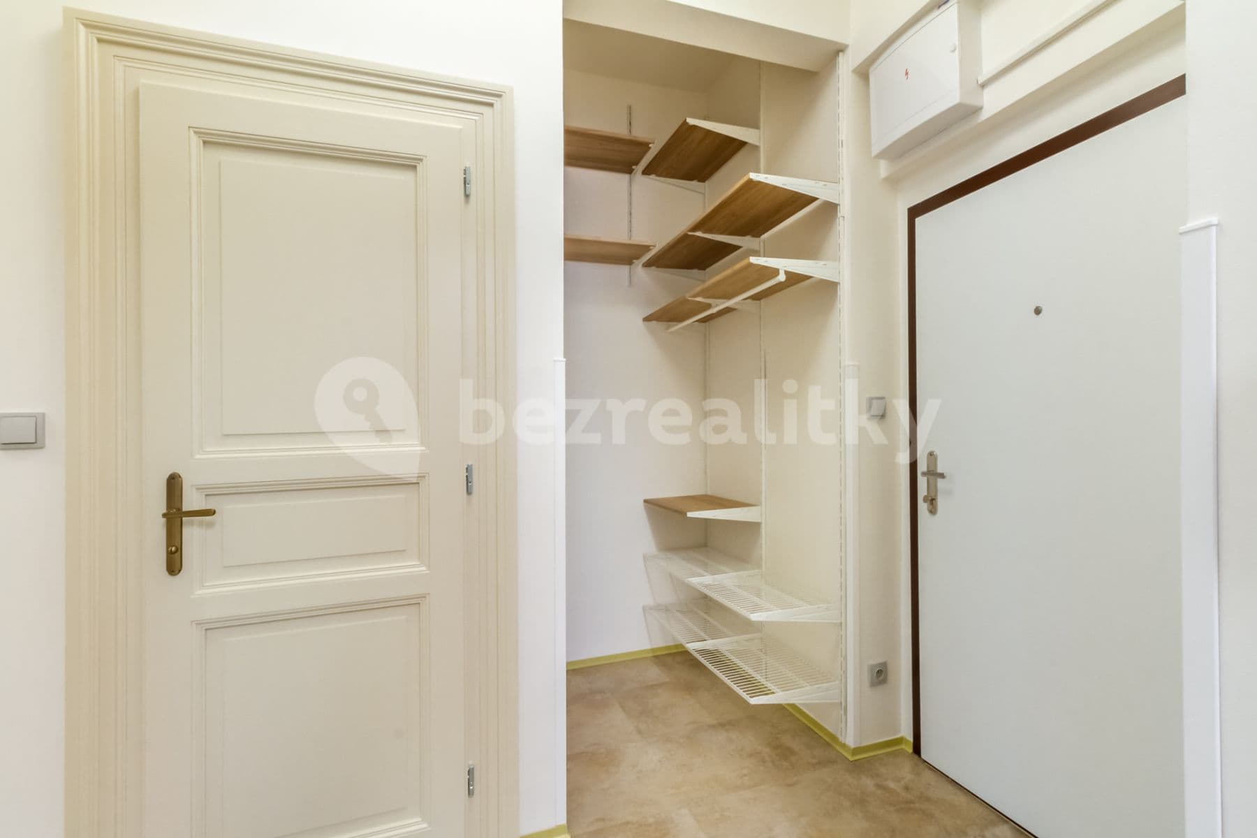 Prenájom bytu 4-izbový 126 m², Legerova, Praha, Praha Prenájom bytu 4-izbový 126 m², Legerova, Praha, Praha