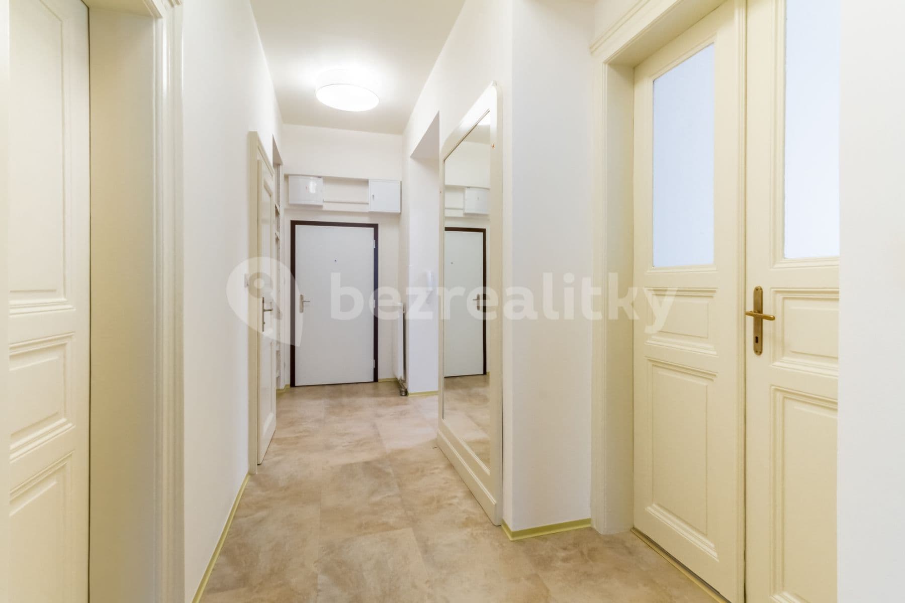 Prenájom bytu 4-izbový 126 m², Legerova, Praha, Praha Prenájom bytu 4-izbový 126 m², Legerova, Praha, Praha