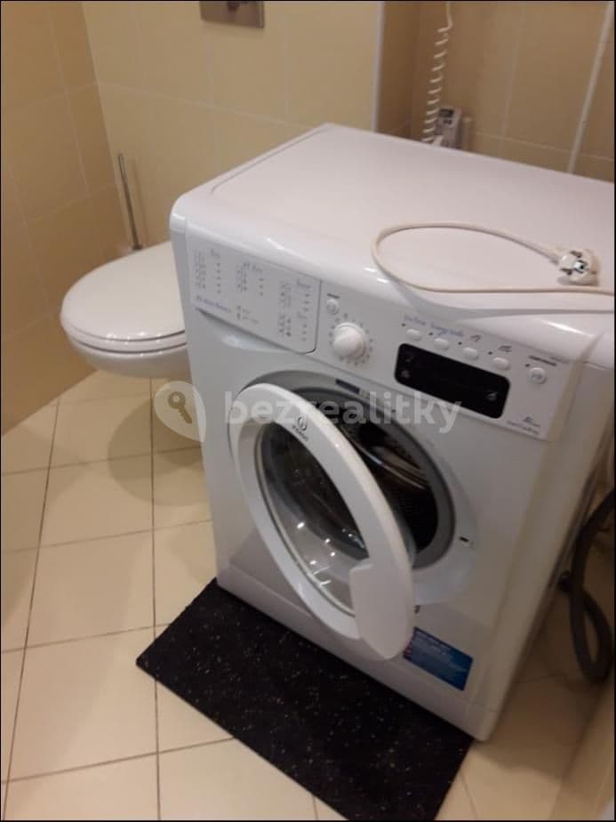 Prenájom bytu 2-izbový 60 m², Nad Strouhou, Praha, Praha Prenájom bytu 2-izbový 60 m², Nad Strouhou, Praha, Praha