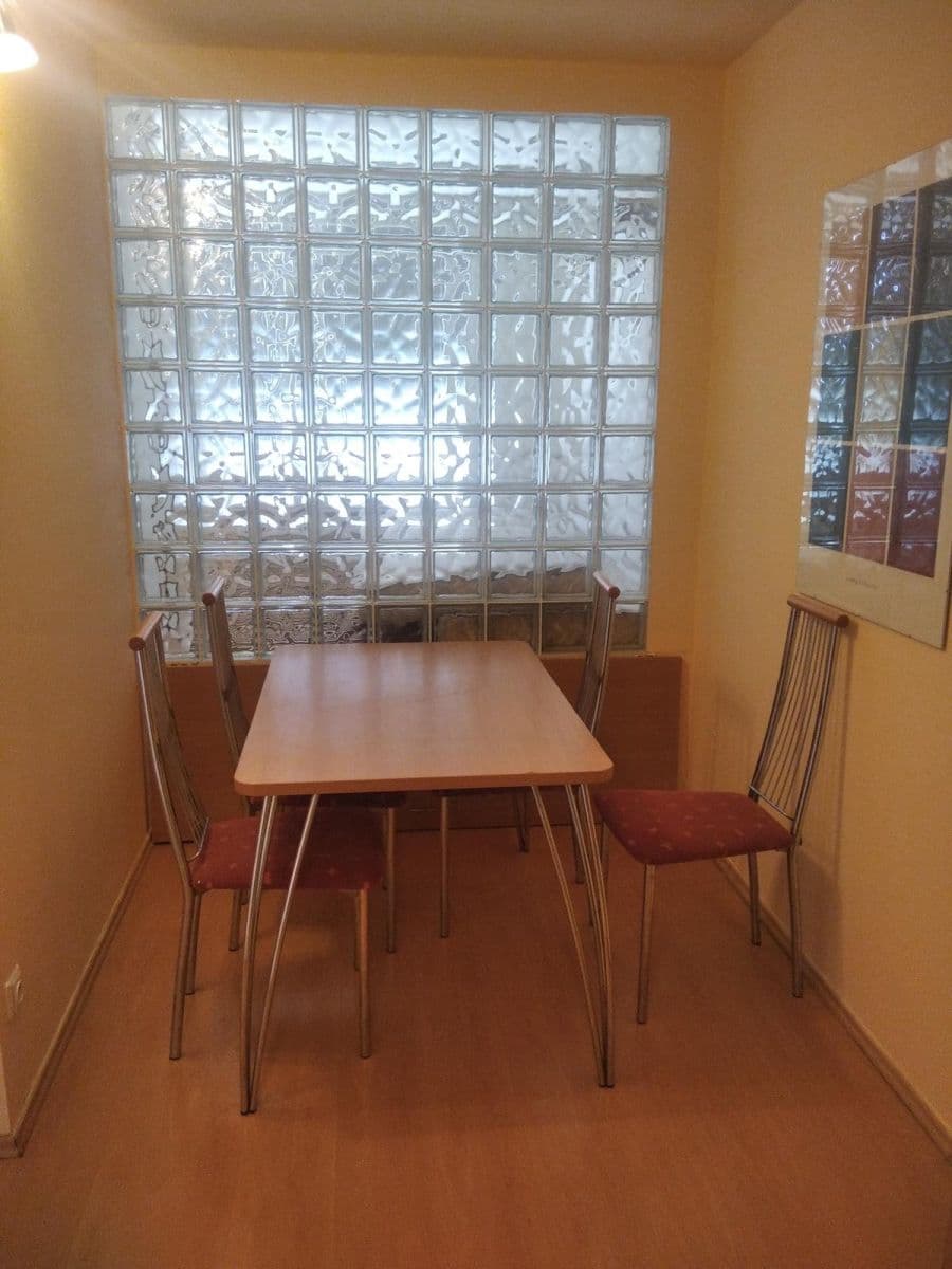Prenájom bytu 2-izbový 40 m², Hackerova, Praha, Praha Prenájom bytu 2-izbový 40 m², Hackerova, Praha, Praha