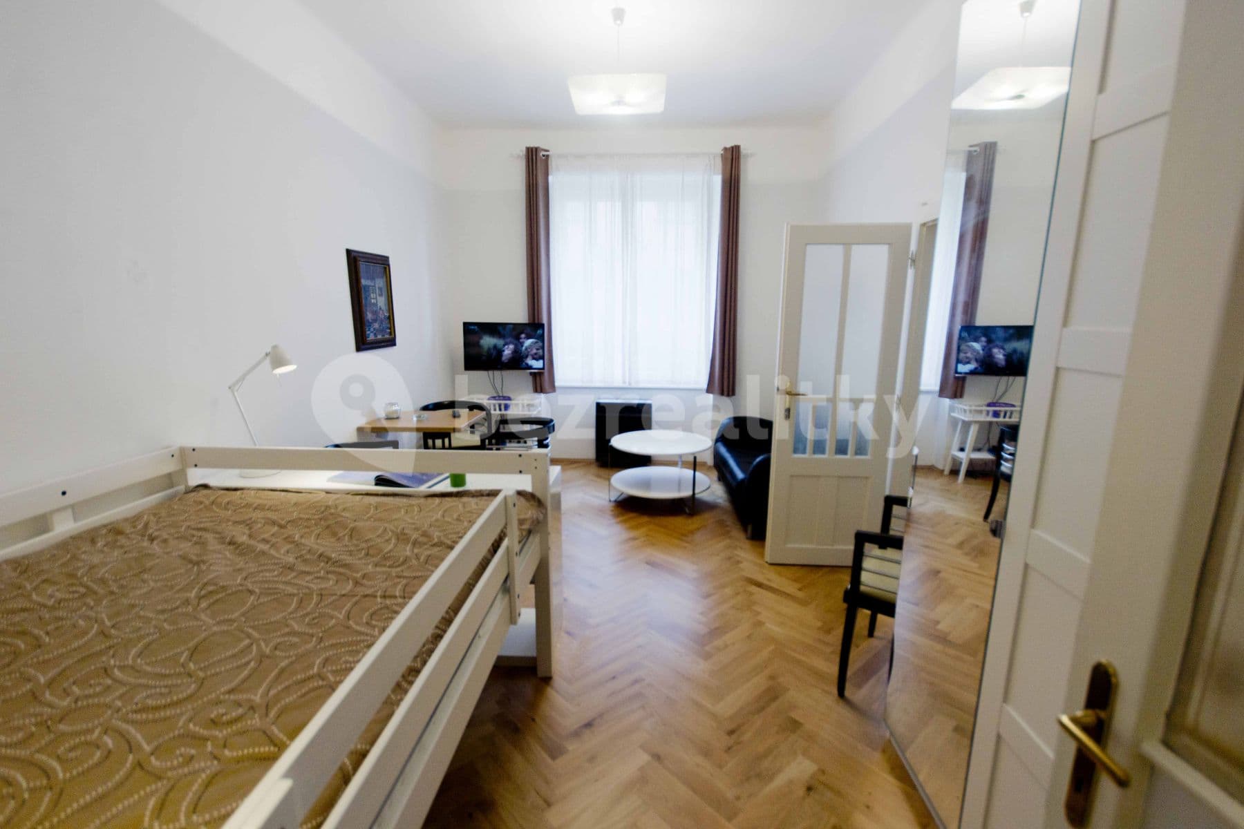 Prenájom bytu 2-izbový 46 m², Na Březince, Praha, Praha Prenájom bytu 2-izbový 46 m², Na Březince, Praha, Praha