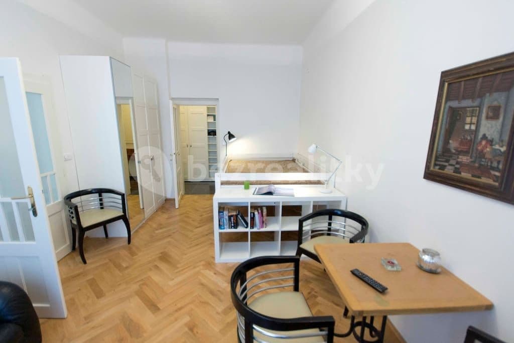Prenájom bytu 2-izbový 46 m², Na Březince, Praha, Praha Prenájom bytu 2-izbový 46 m², Na Březince, Praha, Praha