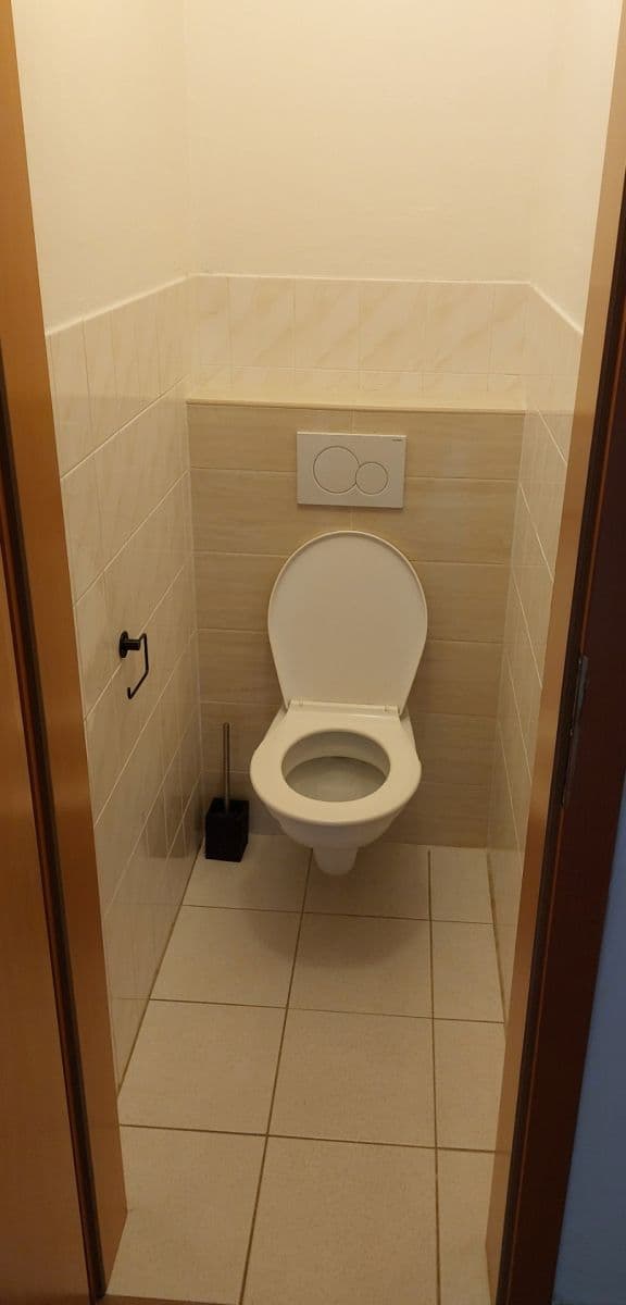 Prenájom bytu 2-izbový 63 m², Za Humny, Praha, Praha Prenájom bytu 2-izbový 63 m², Za Humny, Praha, Praha