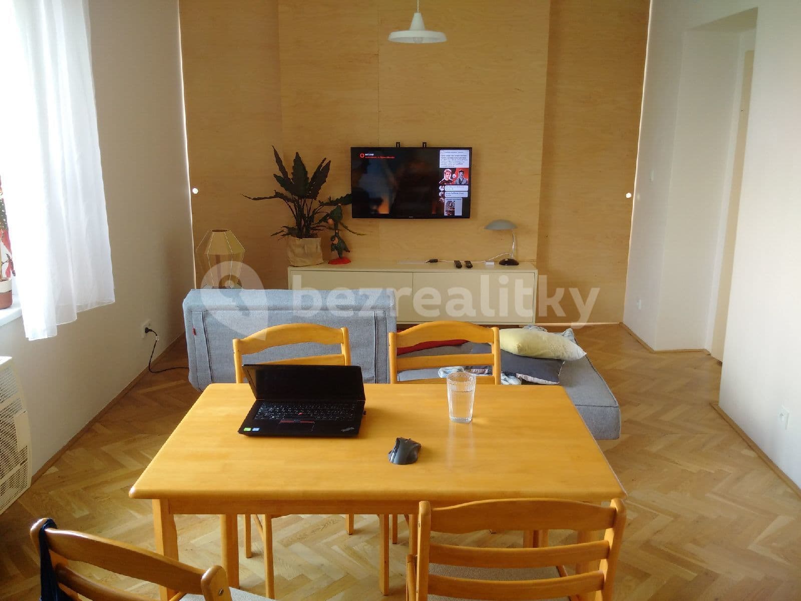 Prenájom bytu 2-izbový 50 m², Na Nivách, Praha, Praha Prenájom bytu 2-izbový 50 m², Na Nivách, Praha, Praha