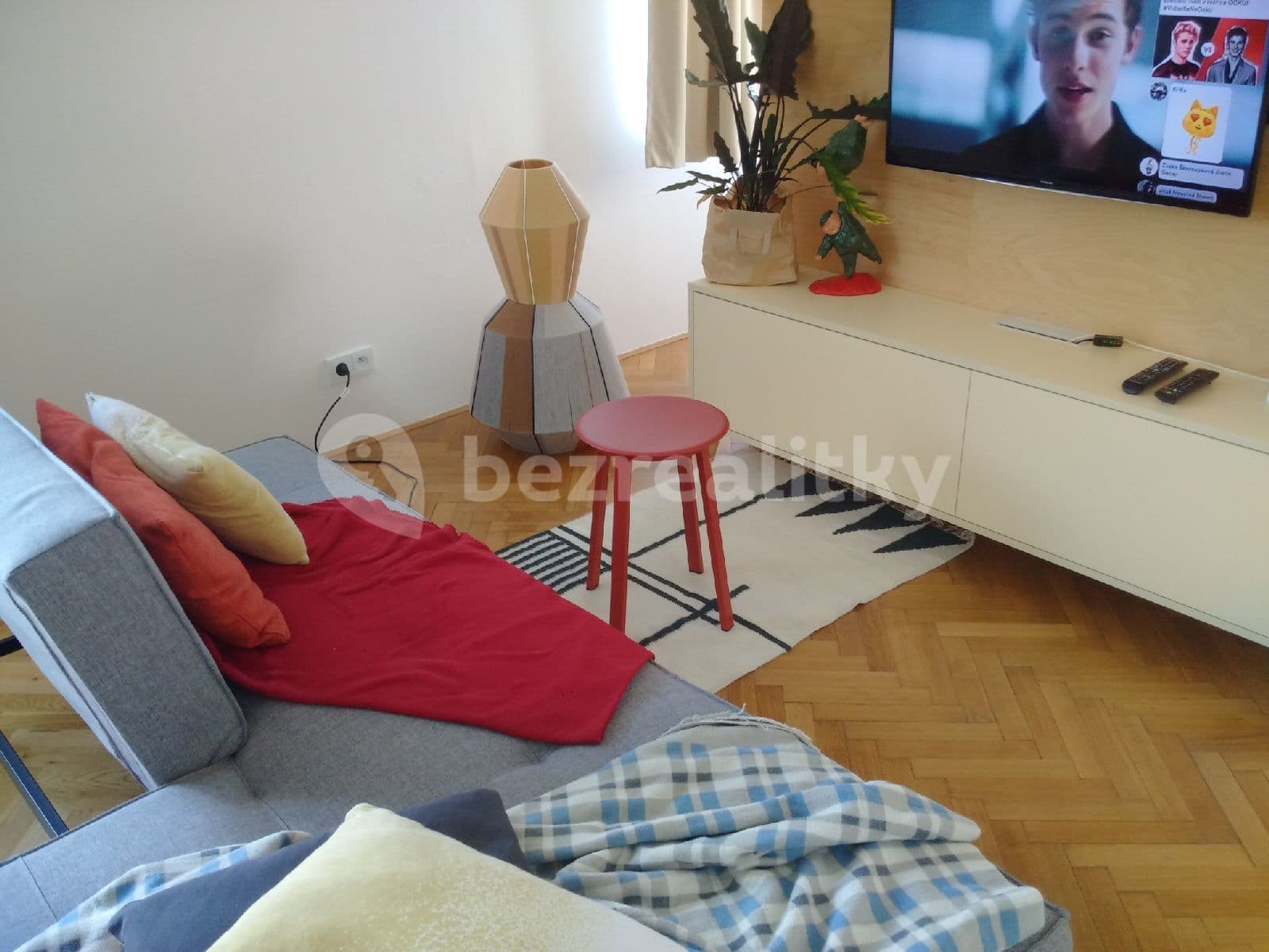 Prenájom bytu 2-izbový 50 m², Na Nivách, Praha, Praha Prenájom bytu 2-izbový 50 m², Na Nivách, Praha, Praha