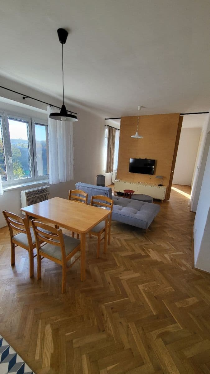 Prenájom bytu 2-izbový 50 m², Na Nivách, Praha, Praha Prenájom bytu 2-izbový 50 m², Na Nivách, Praha, Praha