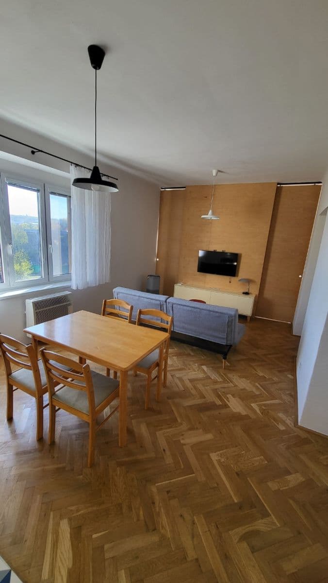 Prenájom bytu 2-izbový 50 m², Na Nivách, Praha, Praha Prenájom bytu 2-izbový 50 m², Na Nivách, Praha, Praha