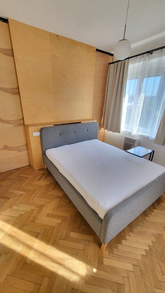 Prenájom bytu 2-izbový 50 m², Na Nivách, Praha, Praha Prenájom bytu 2-izbový 50 m², Na Nivách, Praha, Praha