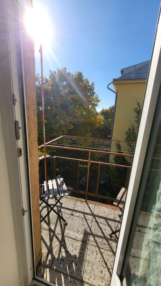 Prenájom bytu 2-izbový 50 m², Na Nivách, Praha, Praha Prenájom bytu 2-izbový 50 m², Na Nivách, Praha, Praha