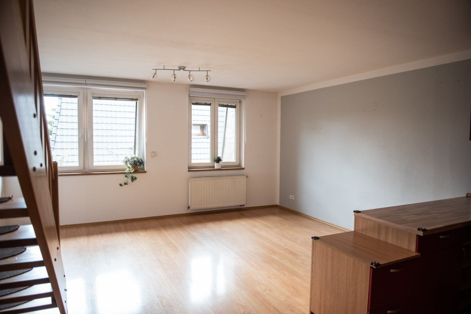 Prenájom bytu 3-izbový 97 m², Velvarská, Horoměřice, Středočeský kraj Prenájom bytu 3-izbový 97 m², Velvarská, Horoměřice, Středočeský kraj