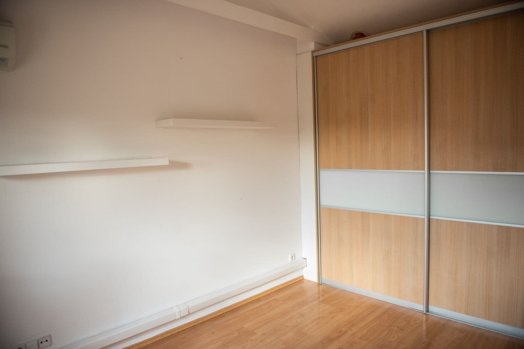 Prenájom bytu 3-izbový 97 m², Velvarská, Horoměřice, Středočeský kraj Prenájom bytu 3-izbový 97 m², Velvarská, Horoměřice, Středočeský kraj