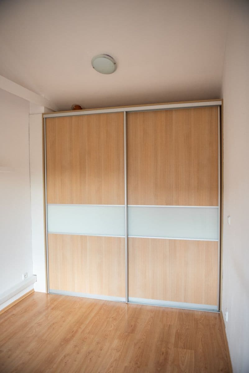 Prenájom bytu 3-izbový 97 m², Velvarská, Horoměřice, Středočeský kraj Prenájom bytu 3-izbový 97 m², Velvarská, Horoměřice, Středočeský kraj
