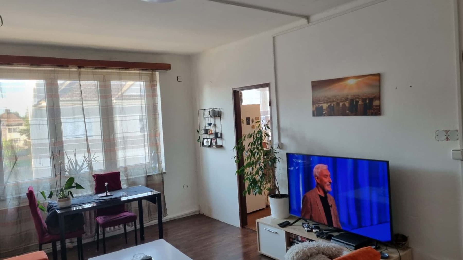 Prenájom bytu 3-izbový 70 m², Čechova, Hradec Králové, Královéhradecký kraj Prenájom bytu 3-izbový 70 m², Čechova, Hradec Králové, Královéhradecký kraj