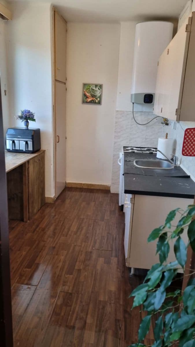 Prenájom bytu 3-izbový 70 m², Čechova, Hradec Králové, Královéhradecký kraj Prenájom bytu 3-izbový 70 m², Čechova, Hradec Králové, Královéhradecký kraj
