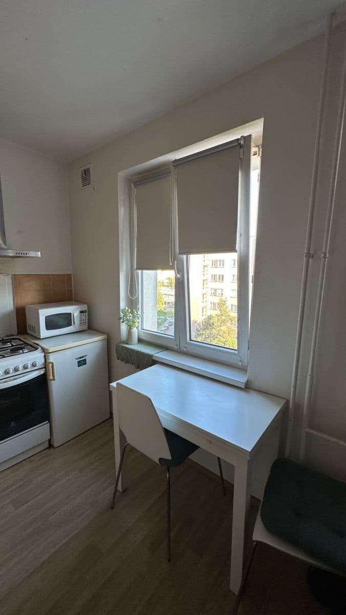 Prenájom bytu 1-izbový 31 m², Svojšovická, Praha, Praha Prenájom bytu 1-izbový 31 m², Svojšovická, Praha, Praha