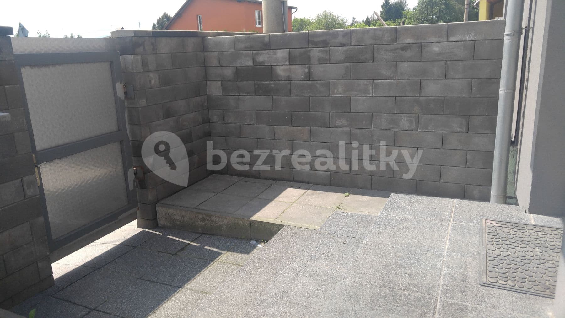 Prenájom bytu 1-izbový 31 m², Bruzovská, Frýdek-Místek, Moravskoslezský kraj Prenájom bytu 1-izbový 31 m², Bruzovská, Frýdek-Místek, Moravskoslezský kraj