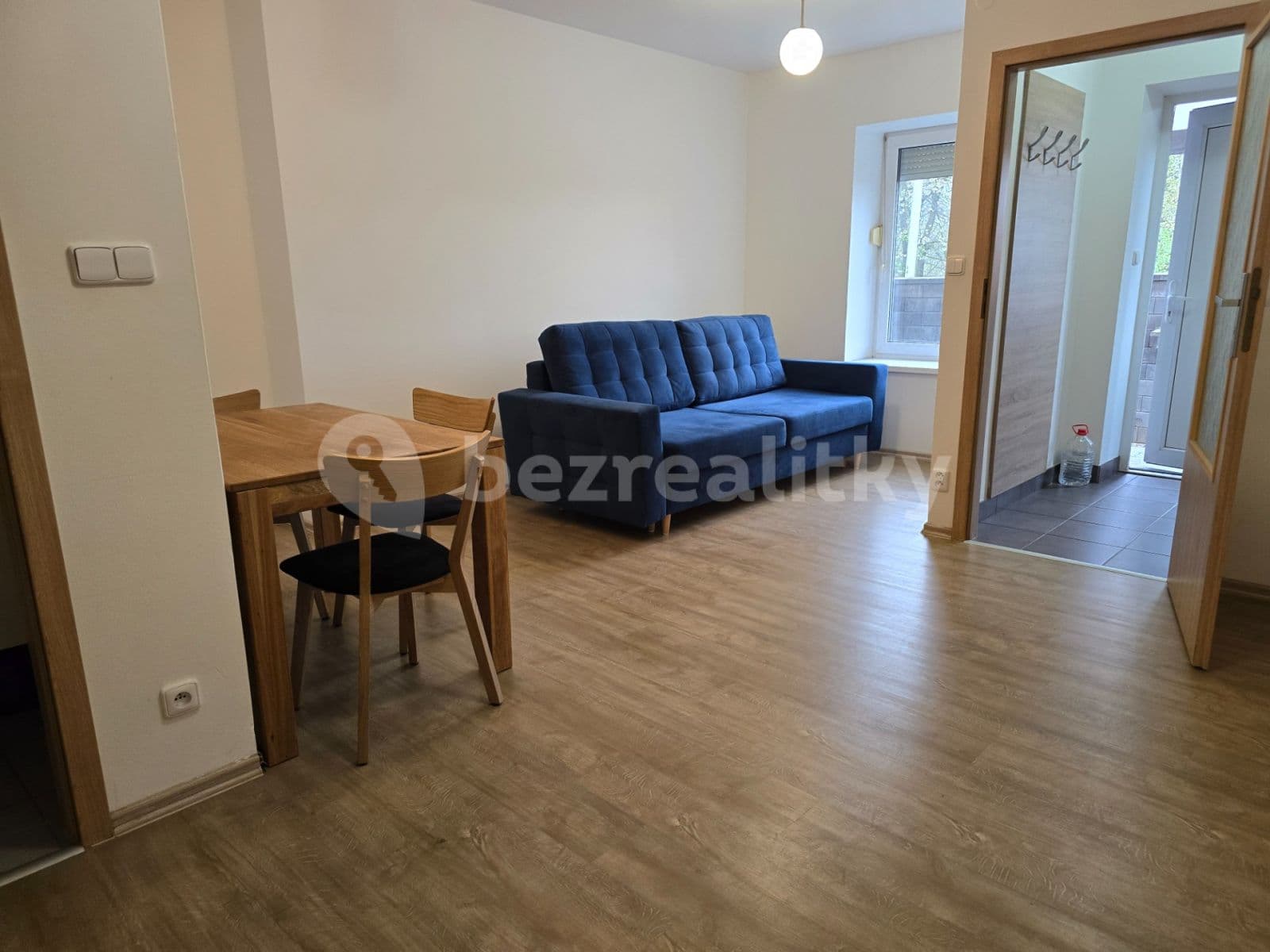 Prenájom bytu 1-izbový 31 m², Bruzovská, Frýdek-Místek, Moravskoslezský kraj Prenájom bytu 1-izbový 31 m², Bruzovská, Frýdek-Místek, Moravskoslezský kraj