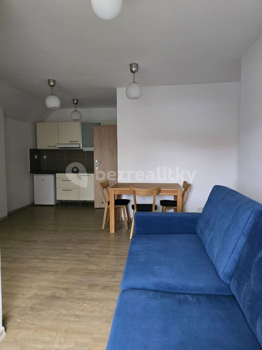 Prenájom bytu 1-izbový 31 m², Bruzovská, Frýdek-Místek, Moravskoslezský kraj Prenájom bytu 1-izbový 31 m², Bruzovská, Frýdek-Místek, Moravskoslezský kraj