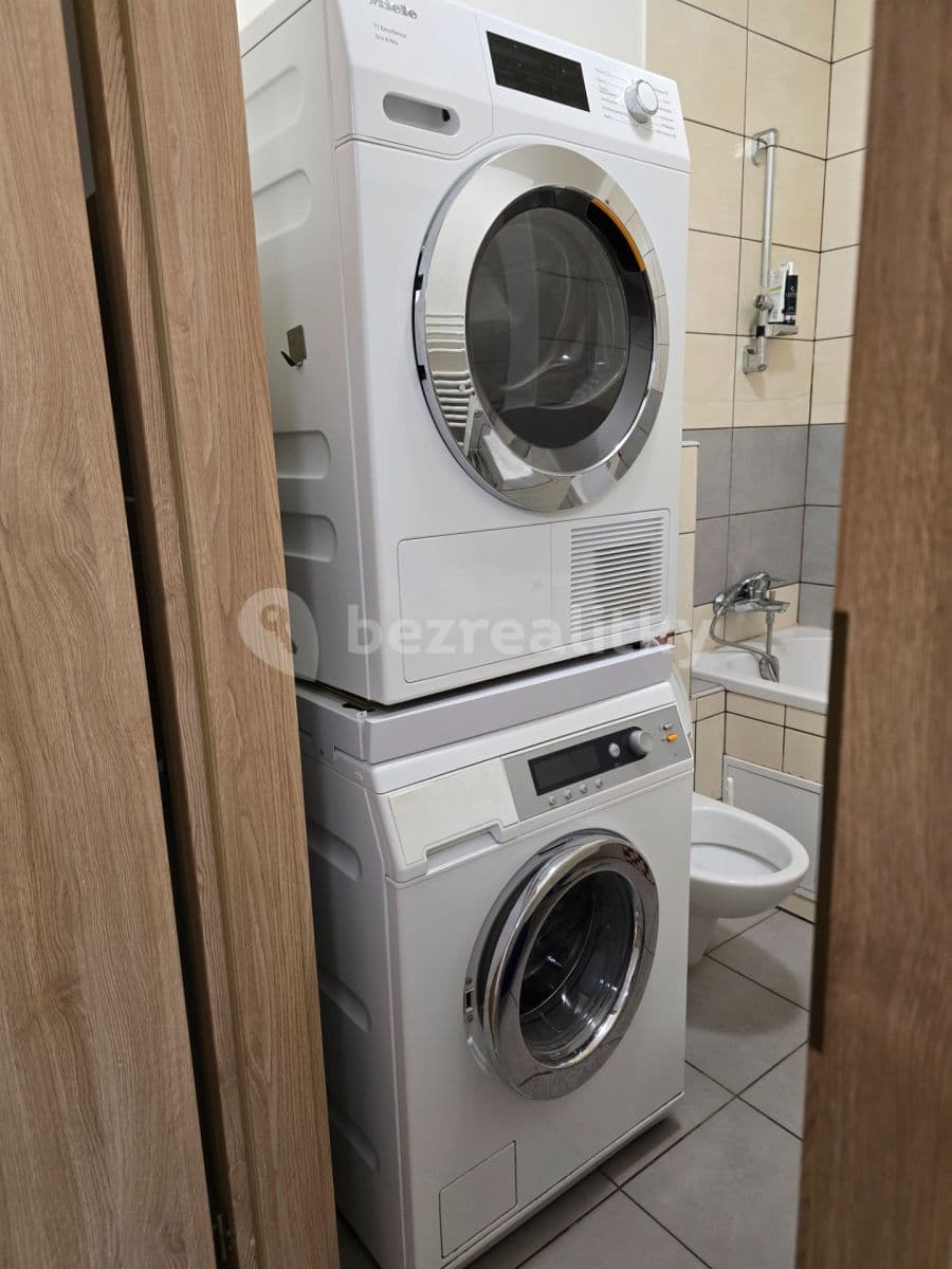 Prenájom bytu 1-izbový 31 m², Bruzovská, Frýdek-Místek, Moravskoslezský kraj Prenájom bytu 1-izbový 31 m², Bruzovská, Frýdek-Místek, Moravskoslezský kraj