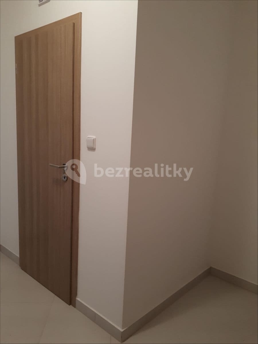 Prenájom bytu 2-izbový 54 m², Kardausova, Praha, Praha Prenájom bytu 2-izbový 54 m², Kardausova, Praha, Praha