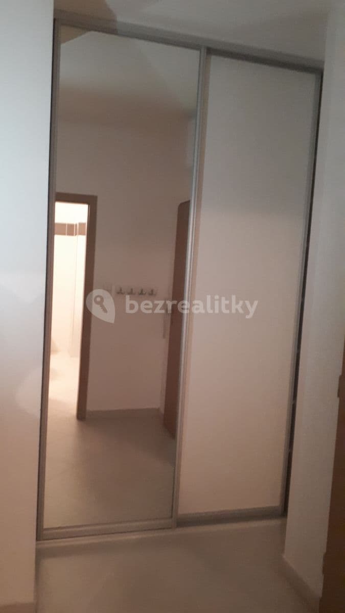 Prenájom bytu 2-izbový 54 m², Kardausova, Praha, Praha Prenájom bytu 2-izbový 54 m², Kardausova, Praha, Praha