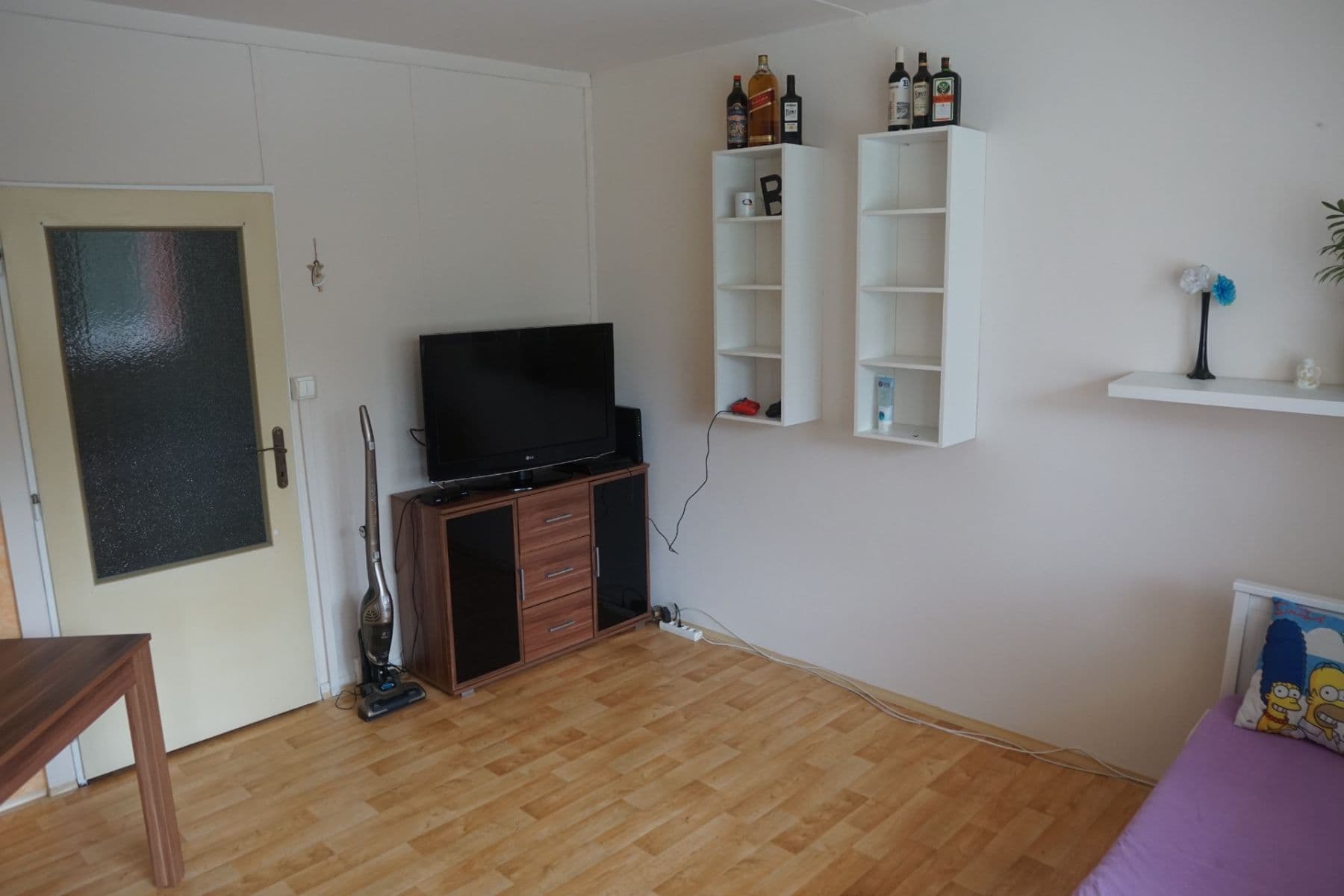 Prenájom bytu 1-izbový 35 m², Sokolovská, Plzeň, Plzeňský kraj Prenájom bytu 1-izbový 35 m², Sokolovská, Plzeň, Plzeňský kraj