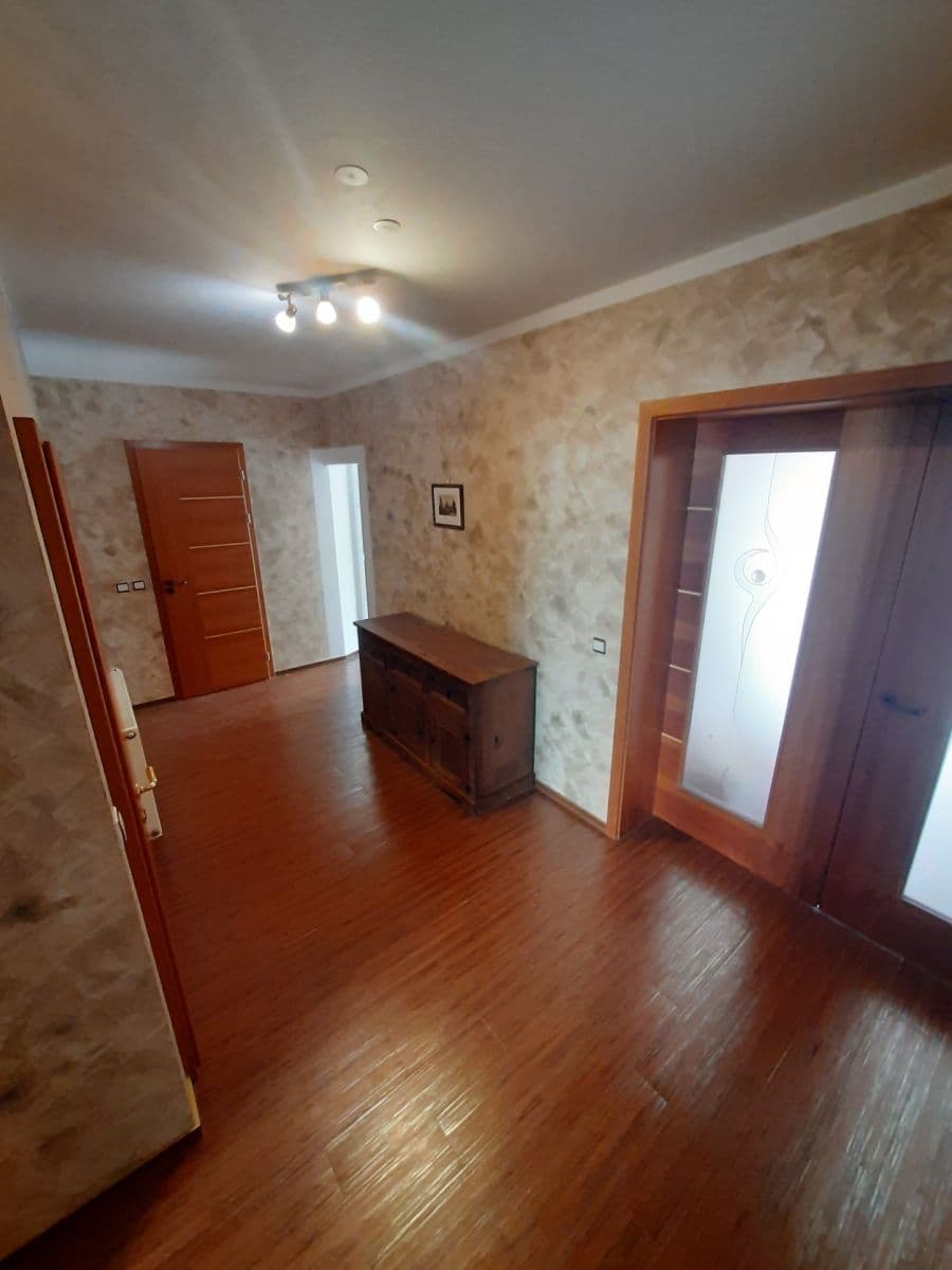 Prenájom bytu 4-izbový 97 m², Přemyšlenská, Praha, Praha Prenájom bytu 4-izbový 97 m², Přemyšlenská, Praha, Praha