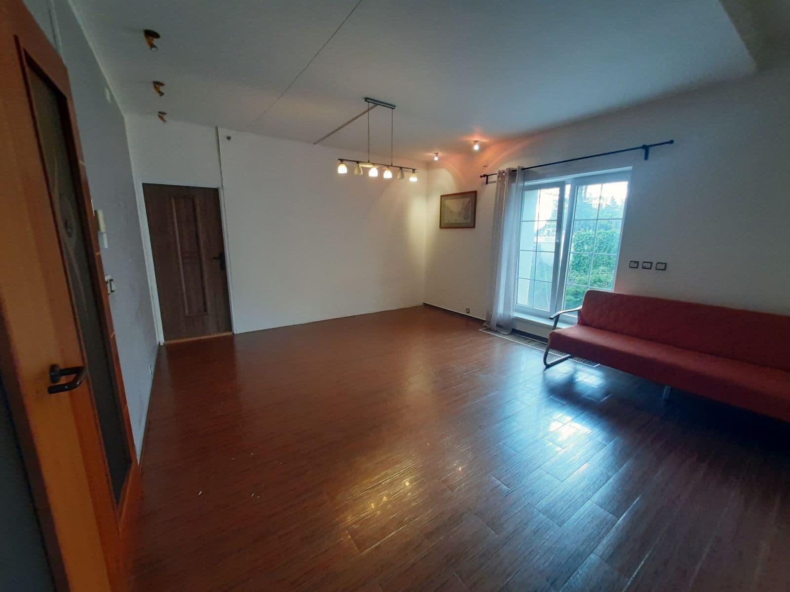Prenájom bytu 4-izbový 97 m², Přemyšlenská, Praha, Praha Prenájom bytu 4-izbový 97 m², Přemyšlenská, Praha, Praha