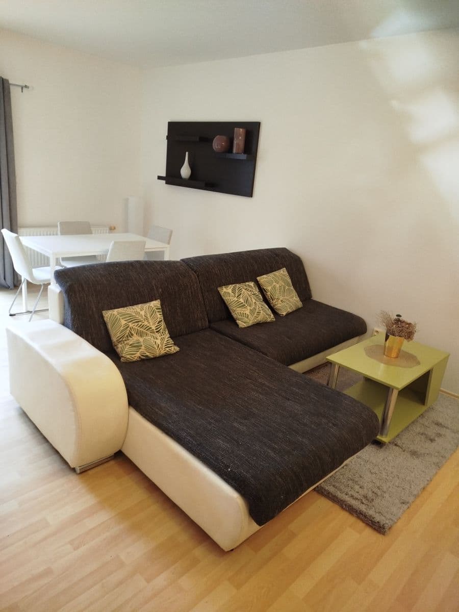 Prenájom bytu 3-izbový 111 m², Stará, Brno, Jihomoravský kraj Prenájom bytu 3-izbový 111 m², Stará, Brno, Jihomoravský kraj