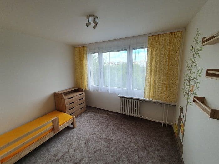 Prenájom bytu 4-izbový 85 m², Mimoňská, Praha, Praha Prenájom bytu 4-izbový 85 m², Mimoňská, Praha, Praha