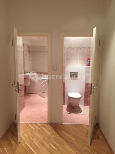 Prenájom bytu 2-izbový 88 m², Koulova, Praha, Praha Prenájom bytu 2-izbový 88 m², Koulova, Praha, Praha