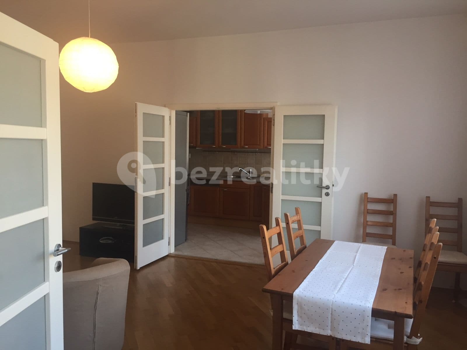 Prenájom bytu 2-izbový 88 m², Koulova, Praha, Praha Prenájom bytu 2-izbový 88 m², Koulova, Praha, Praha