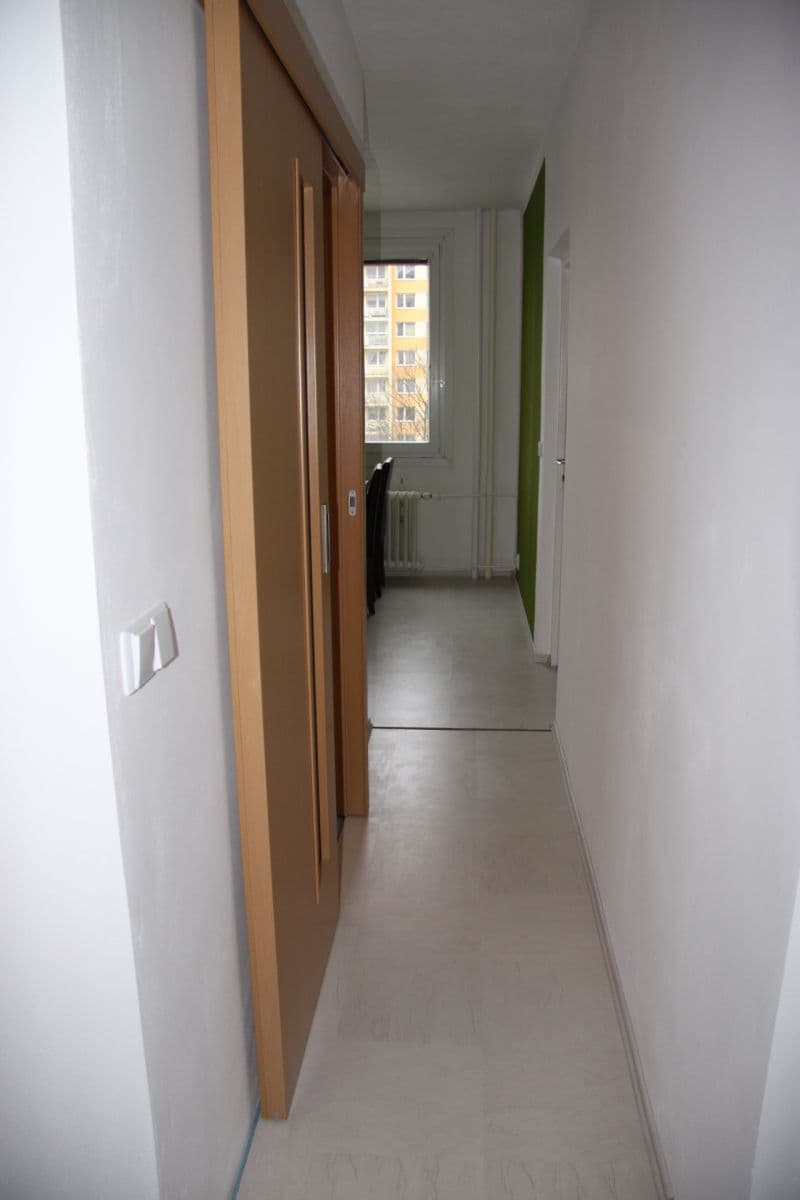 Prenájom bytu 3-izbový 79 m², Údolní, Praha, Praha Prenájom bytu 3-izbový 79 m², Údolní, Praha, Praha